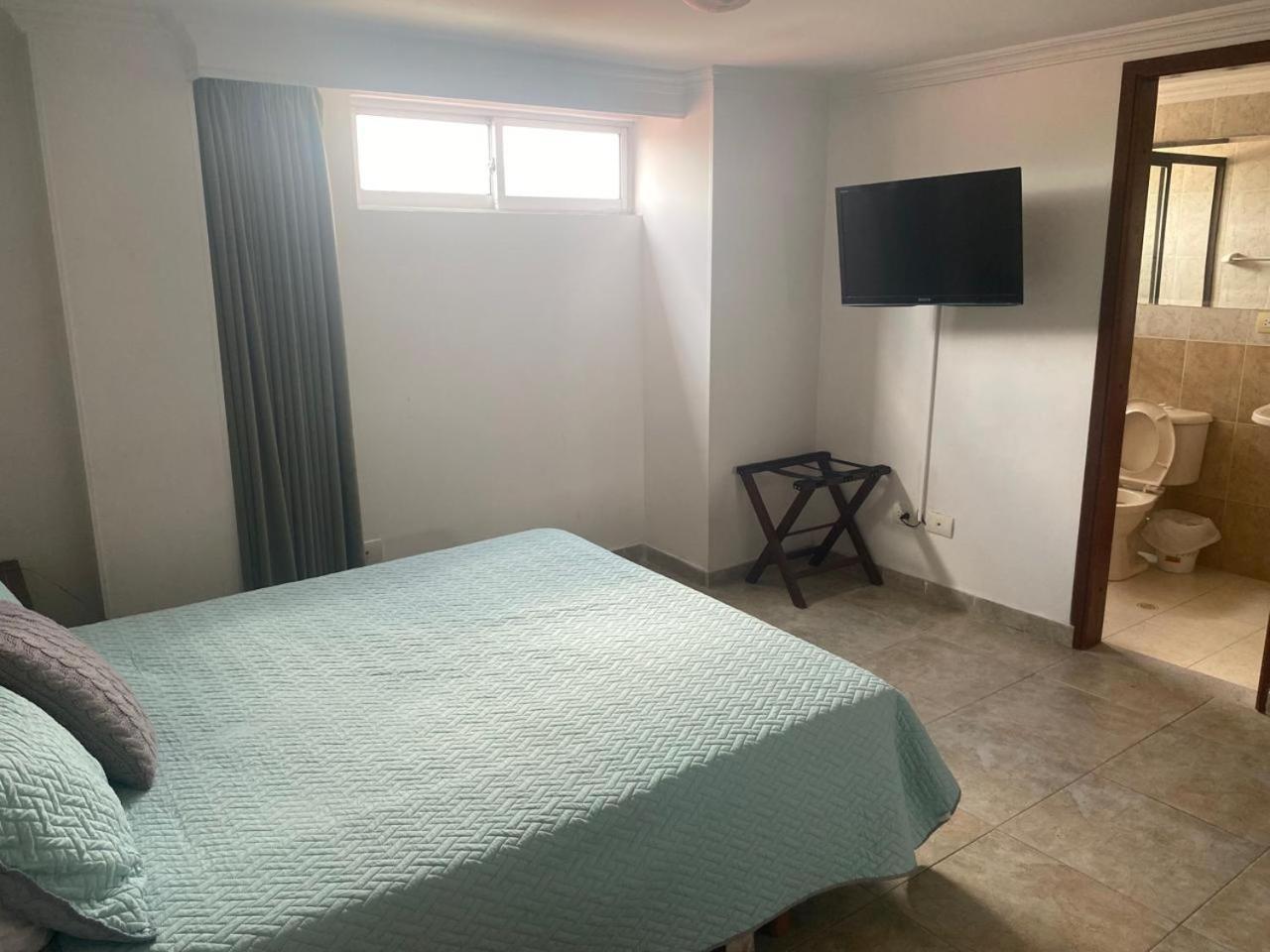 Juan De La Vega Hotel ลาเบกา ภายนอก รูปภาพ