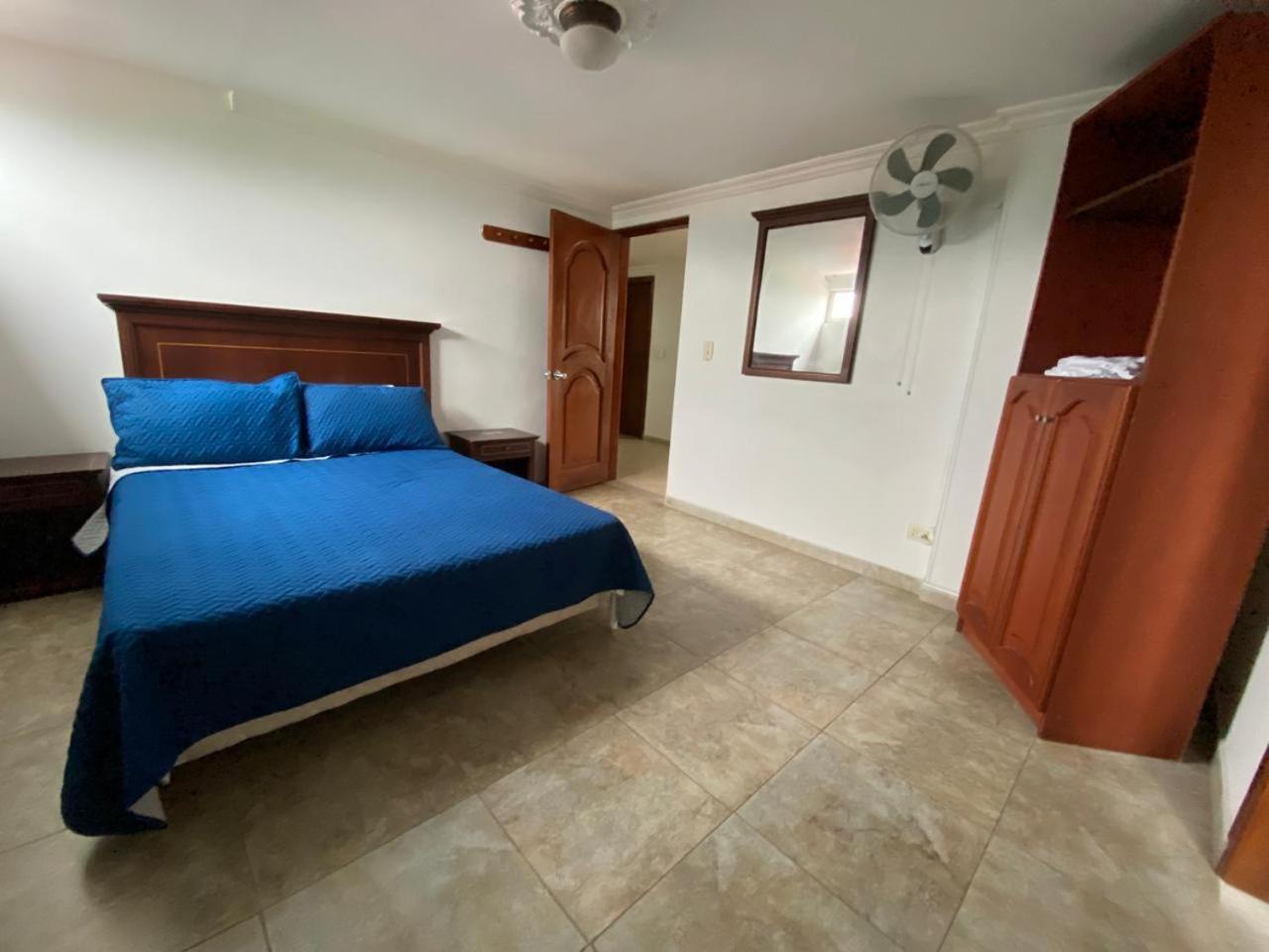 Juan De La Vega Hotel ลาเบกา ภายนอก รูปภาพ