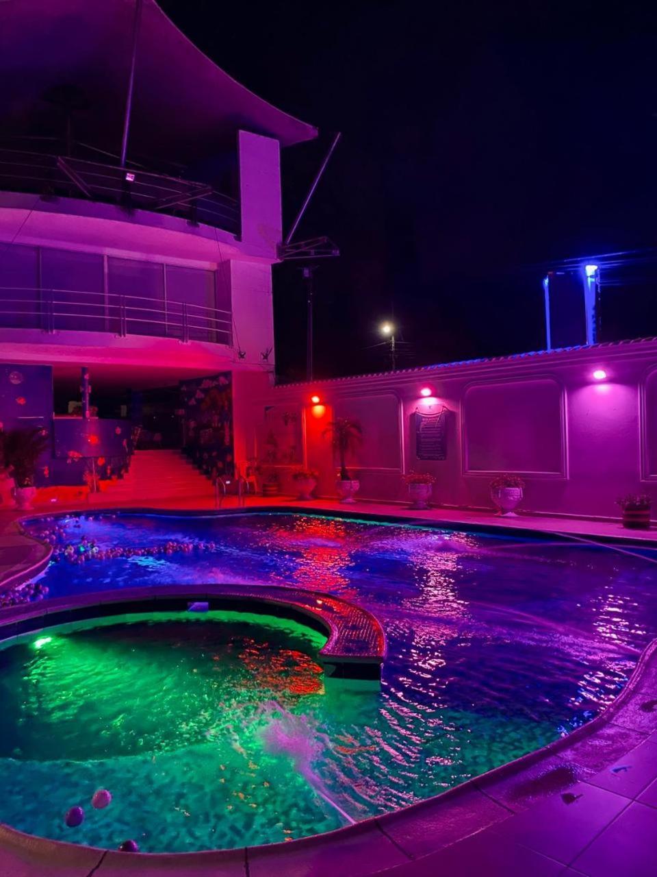 Juan De La Vega Hotel ลาเบกา ภายนอก รูปภาพ